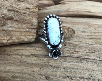 ホワイトバッファローターコイズリング、ターコイズワイルド