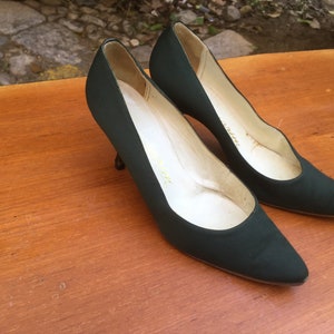 Vintage 60s green forest silk pumps EU 35