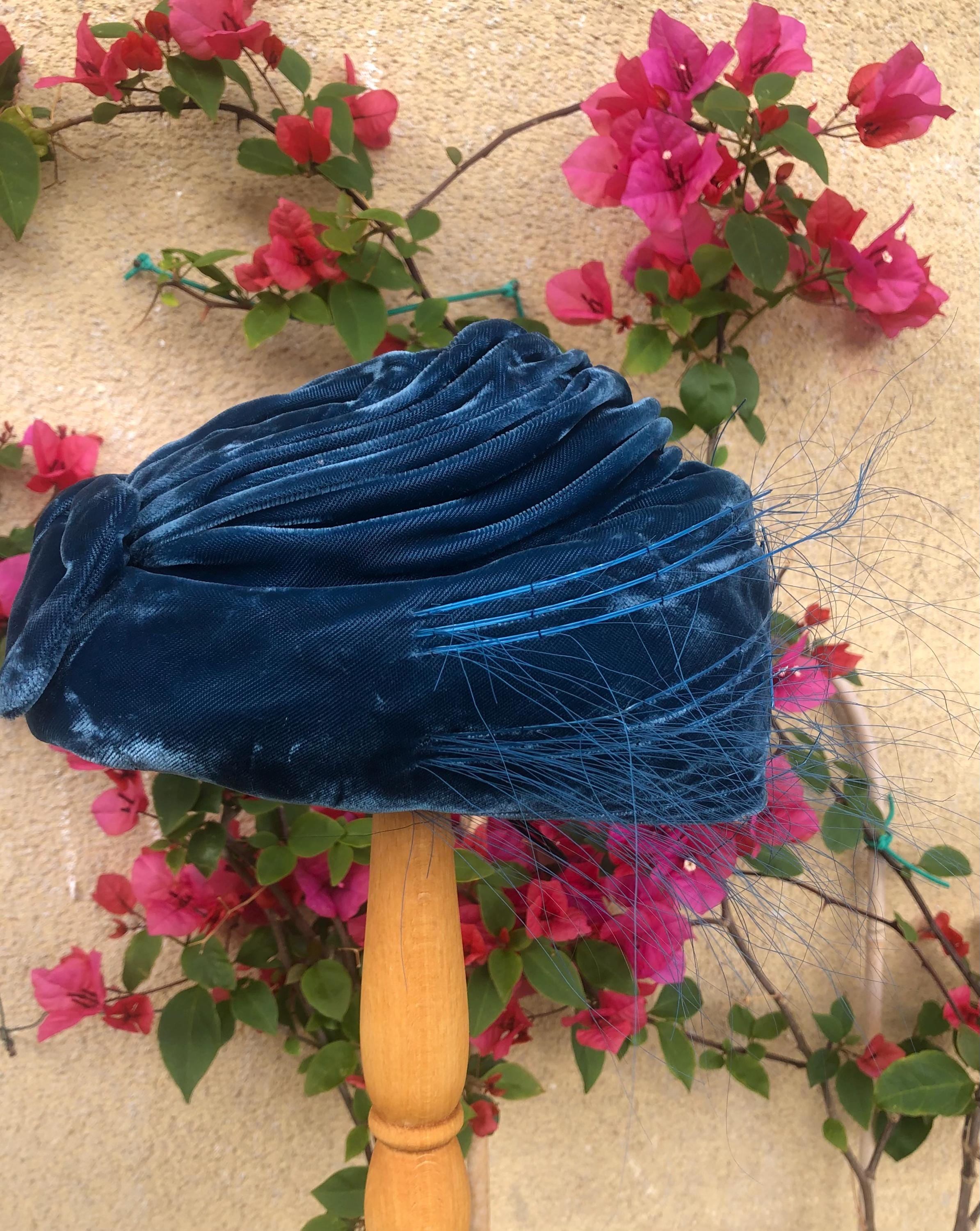 Vintage 1960s Blue Floral Pillbox Hat Velvet Bow Textured Petal Design Pillbox Blue Velvet - Etsy main image 4