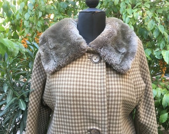 Vintage 1980s chequered wool coat with faux fur collar