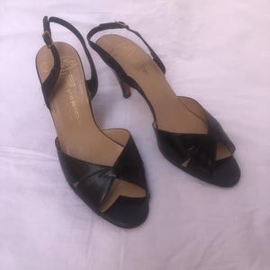 Vintage 80s does 70s black leather sexy sandals by Gino Pandolfo