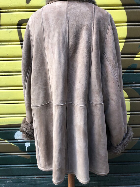 Vintage 80s beige shearling / 80s Sheepskin coat - image 6