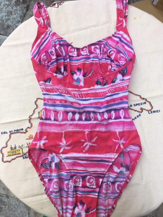 Vintage 90s deadstock pink patterned swimsuit - image 2