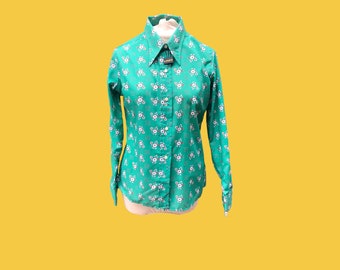 Vintage 70s deadstock floral green pointed collar blouse