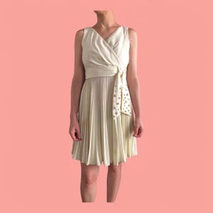 AS-IS Vintage 60s Jr. Theme New York pale yellow party dress