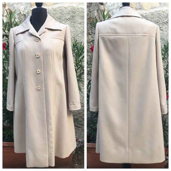 Original 70s italian tailored coat cream color
