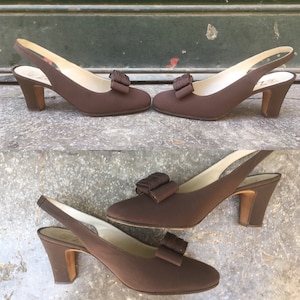 Vintage 80s brown grosgrain fabric slingback pumps