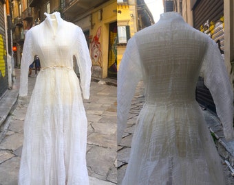 Vintage 40s lovely white wedding dress, vintage bridal gown