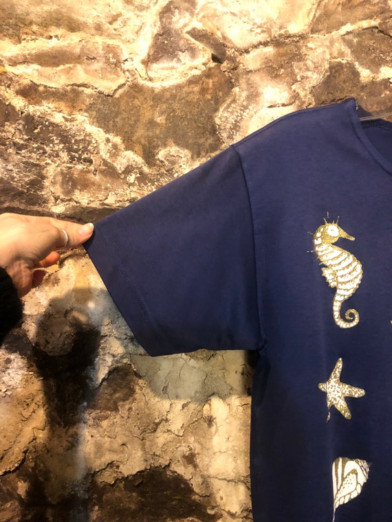 VINTAGE Ocean Theme Sea Horse Shell Painted Shirt… - image 3