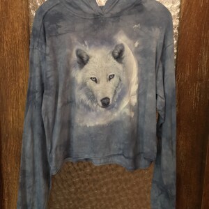 New Wolf and Moon Graphic Thin Long Sleeve Crop Tie Dye Sweater
