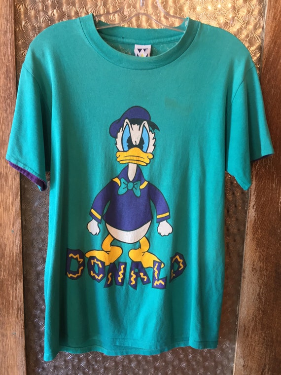 VINTAGE Donald Duck graphic T-shirt - image 1