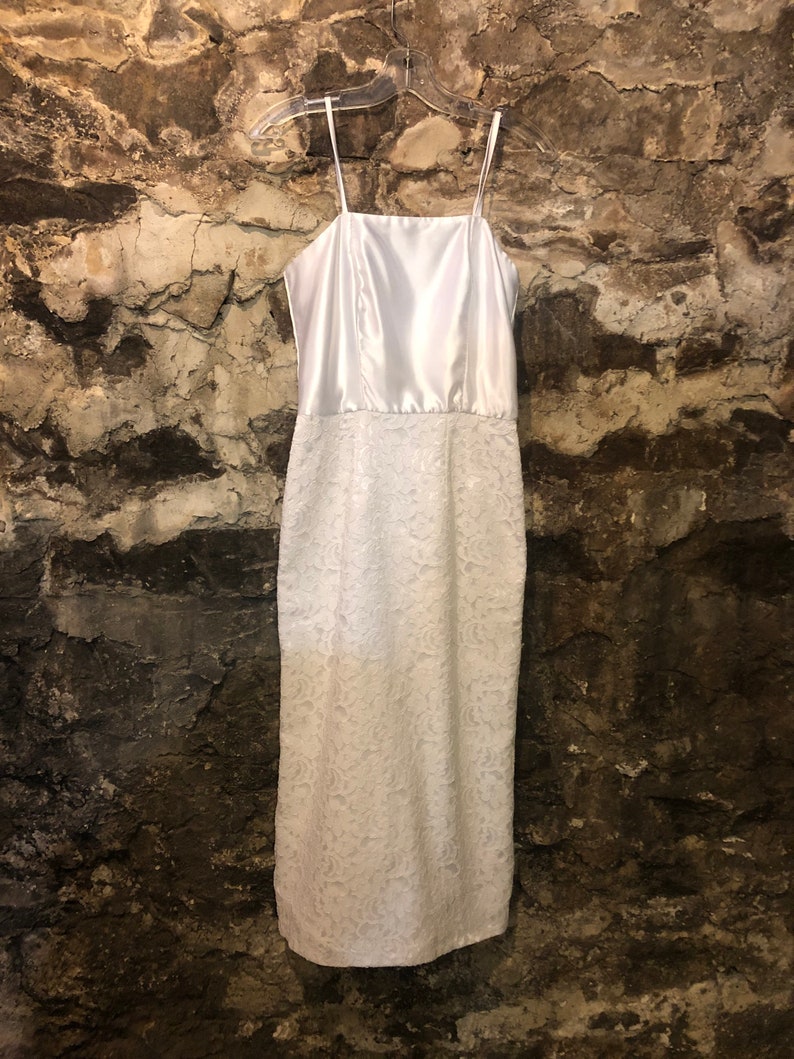 VINTAGE White Lace Pencil Wedding Dress