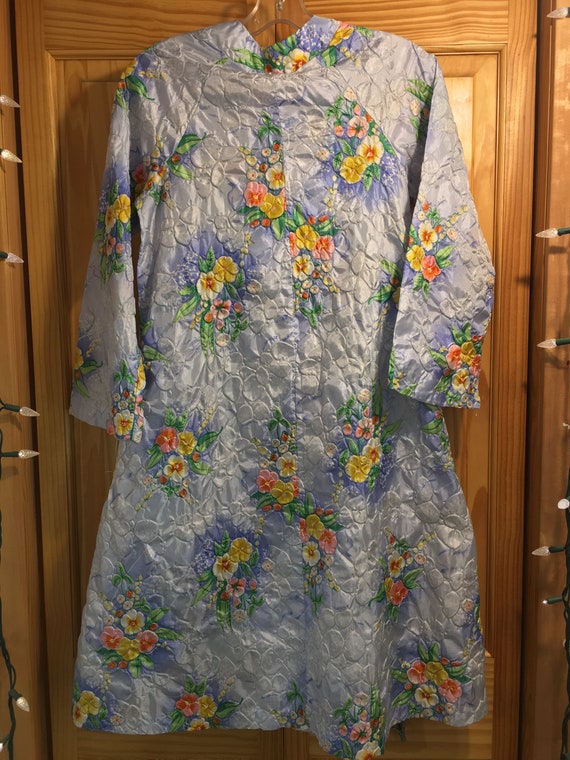 VINTAGE floral textured night gown