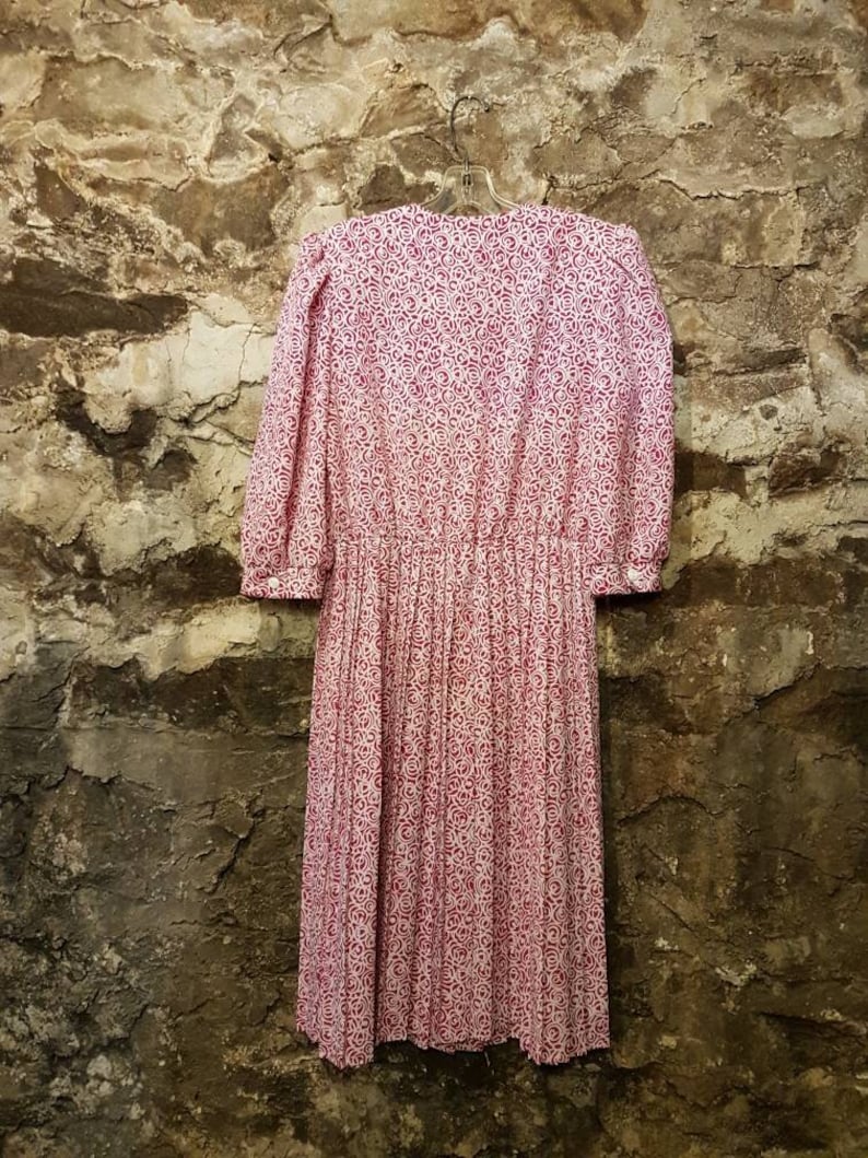 VINTAGE Dress with fun buttons