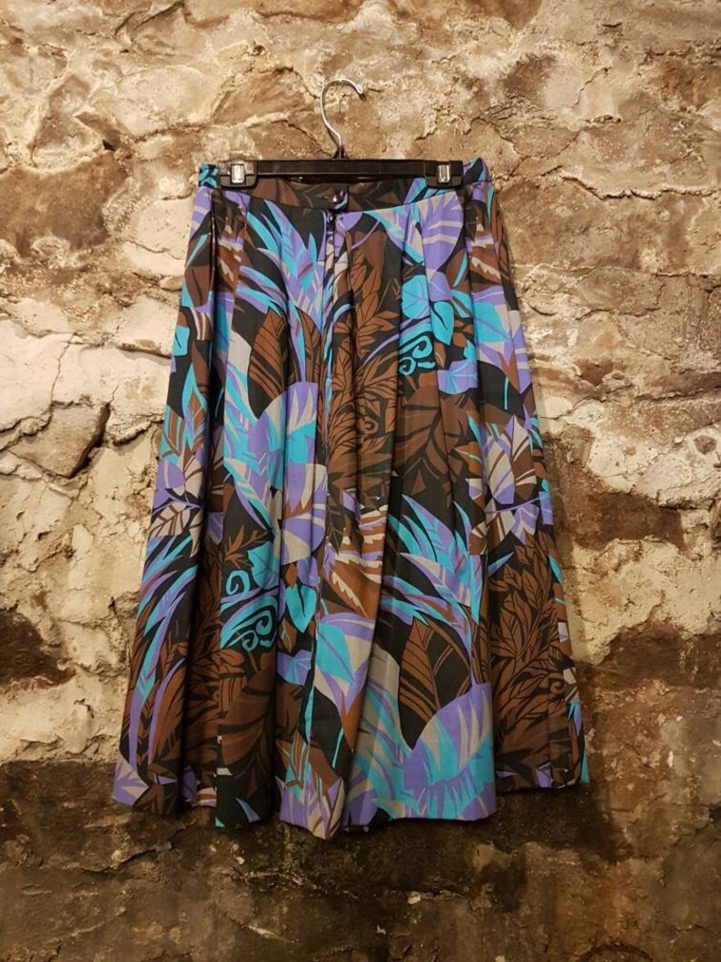 VINTAGE nature inspired print skirt