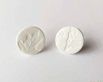 White round leaf studs, handmade with polymer clay, silver plated posts, lightweight, simple and unique, minimalist designer earrings