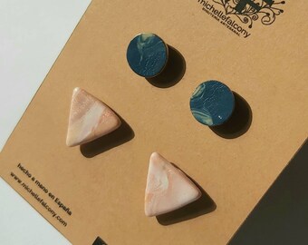 Rose gold and blue triangular and round stud set, handmade with polymer clay, stainless steel posts, unique designer earrings, made in Spain