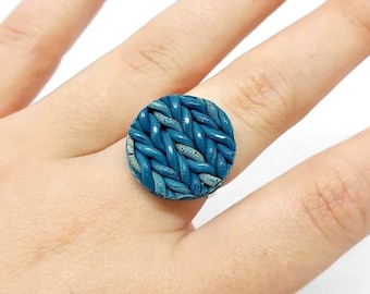 Blue Dunta knit circular ring, handmade with gradient polymer clay, silver plated, unique ring, designer jewelry, elegant jewelry minimalist