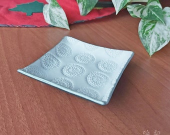 Square white and green ring dish, polymer clay jewelry holder, trinket dish, ring holder, jewelry fish, flower plate, handmade dish