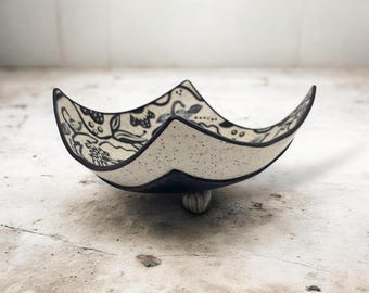 Handmade Floral Polymer Clay Ring Dish: Decorative Jewelry Plate