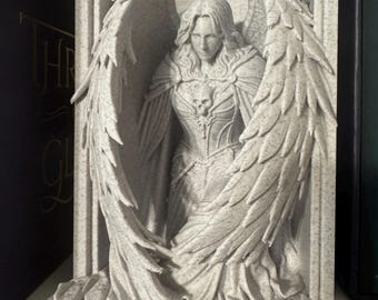 Decoración de estantería Ángel Oscuro / Estatua de rincón de lectura de fantasía gótica / Inserto de estante de ángel alado / Regalo para amantes de los libros / Acento de estantería de fantasía / 3D P