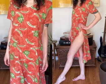 Vintage 60s//large m-slit tunic// bright orange with green floral patter//lightweight short sleeved// tunic dress