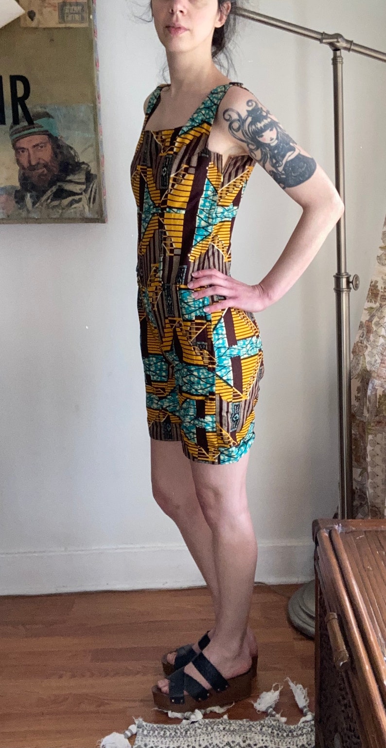 Vintage 1960's psychedelic print romper playsuit image 2