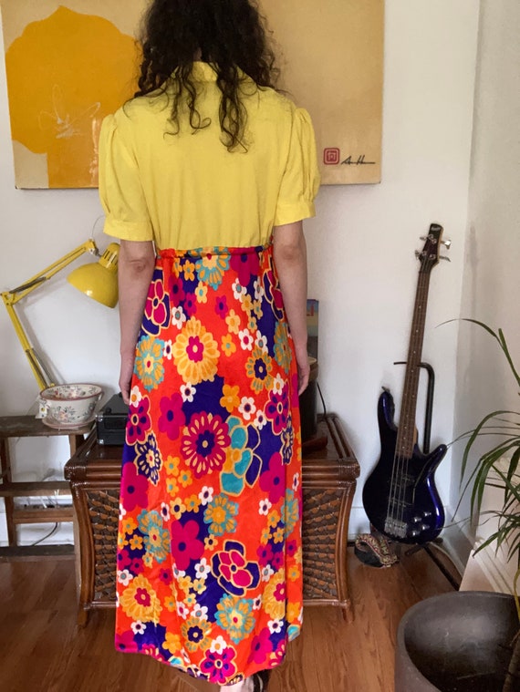 Vintage 60s floral//yellow terrycloth//two piece … - image 5