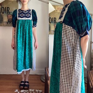 Vintage 70’s lace trim babydoll//Prairie Dress/No size// with pockets
