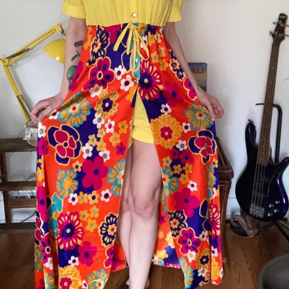 Vintage 60s floral//yellow terrycloth//two piece … - image 2