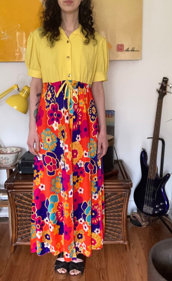 Vintage 60s floral//yellow terrycloth//two piece … - image 6