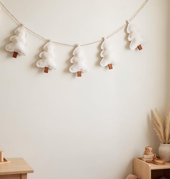 Christmas Tree Garland // Nursery Garland // Nursery Decor // Simple Nursery Decor // Tree Banner // Felt Banner // Felt Garland / Holiday