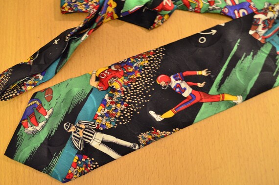 Football game neck tie Sports Tie 1991 Nicole Mil… - image 8