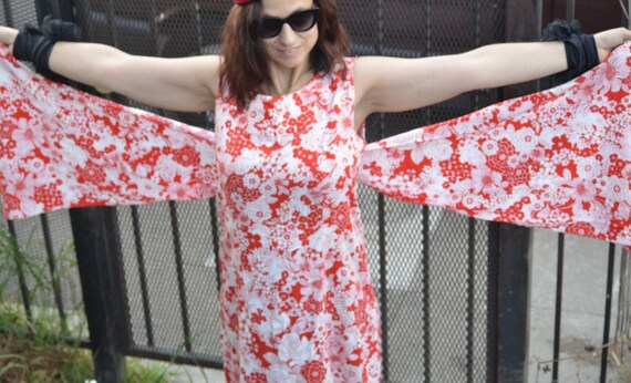 red floral print kimono maxi dress