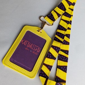 Wax badge holder with swivel buckle - Unisex