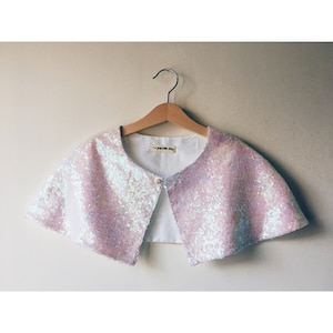 Sequin Capelet Pearl Festival Cape Kids Dress Up Wedding Cape Carnival Costume Circus Cape Festival Outfit Sequin Jacket Gifts for Children