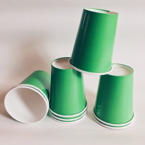 Emerald green paper party cups