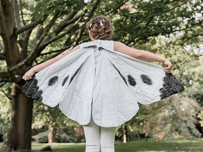 Childrens Butterfly wings flower fairy costume image 2