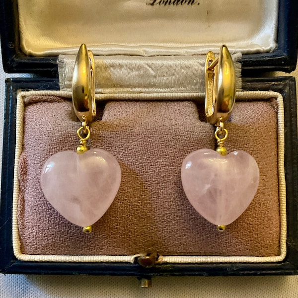 Vintage GENUINE Pink QUARTZ HEART Gold Plated  Earrings - Elegant Original Design - Gold Plated -  Genuine Pink Quartz Stone - from France