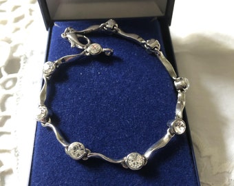Vintage ART DeCO Silver Plated Rhinstones Bracelet - France Carved Original Jewelry - Elegant design - Sparkly Stones - Bracelet From France