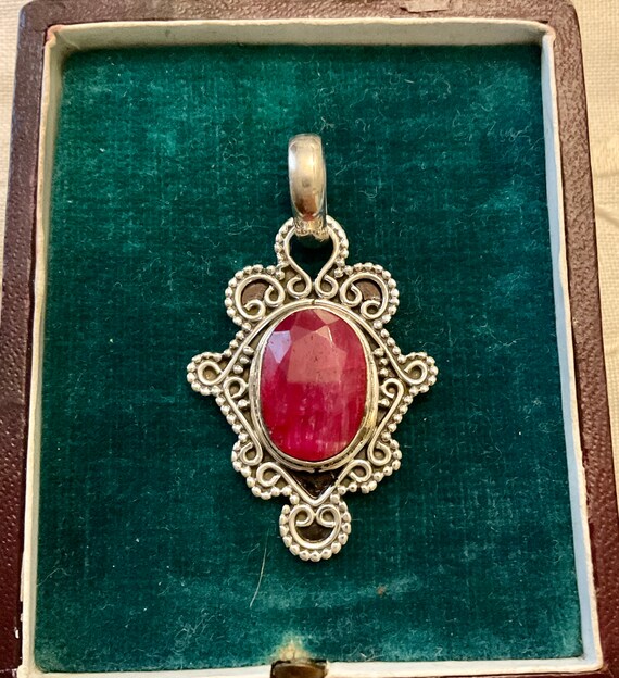 Exceptional Vintage RUBY STERLING Pendant - Gorge… - image 2