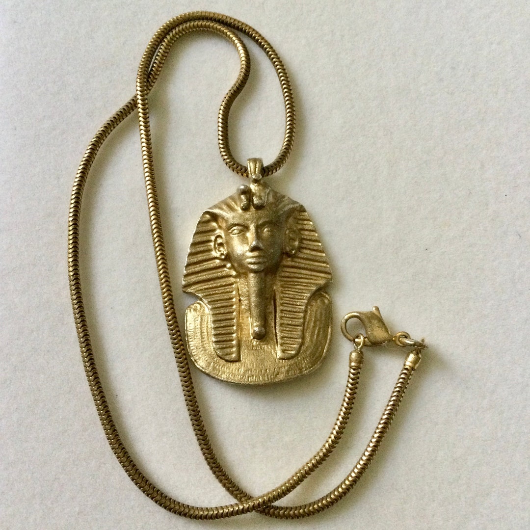 Broche Ancienne Vintage De Designer Michel Buffet - Thème Égypte, Pharaon, En Laiton Doré