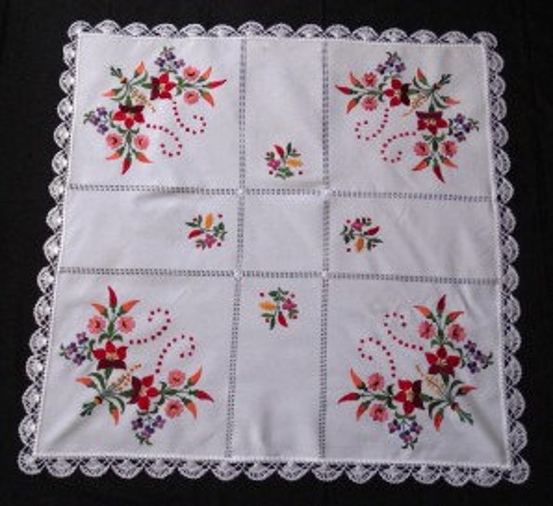 Hand embroidered Hand made Hungarian Table cloth SQUARE 91 cm