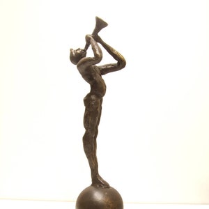 Bronze trumpet statue height 25 cm