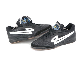 lanzera indoor soccer shoes