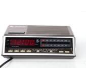 70s General Electric Wood Grain AM FM Clock Radio Alarm Clock 7-4616A, Bedside Alarm Clock, General Electric Clock, 70s Alarm Clock, Vintage