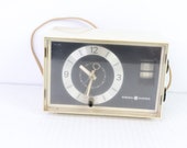 70s Mid Century Modern MCM GE General Electric Radio Clock Kitchen Shelf, Vintage Mid Century Modern Clock, 70s Alarm Clock, Vintage Clock