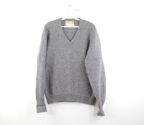 70s Jantzen Tumblespun Acrylic Knit V-Neck Sweater