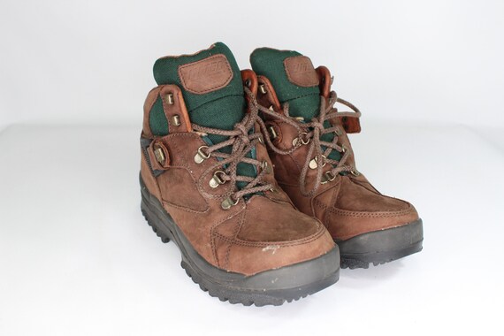 hi tec leather hiking boots