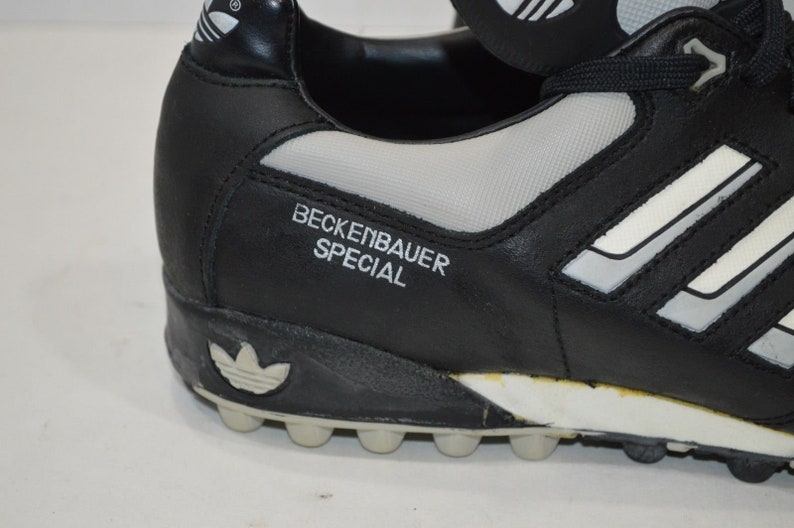 SELTENE 80'ER ADIDAS SneakerTurnschuheSchuhe *SAMBA* Gr:40 23 gut eingetragen SELTENE 80'ER ADIDAS SneakerTurnschuheSchuhe *SAMBA* Gr:40 23 gut eingetragen